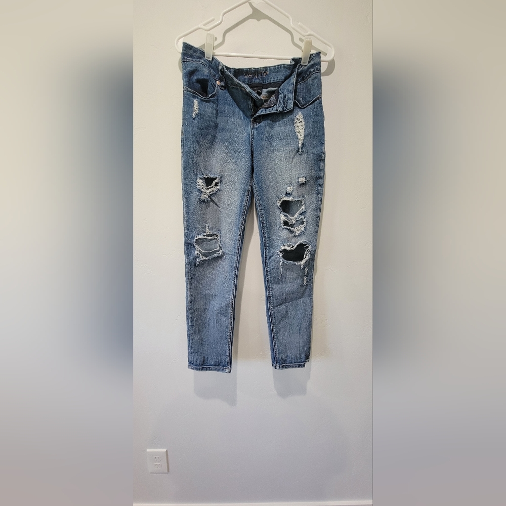 Vanity distressed jeans